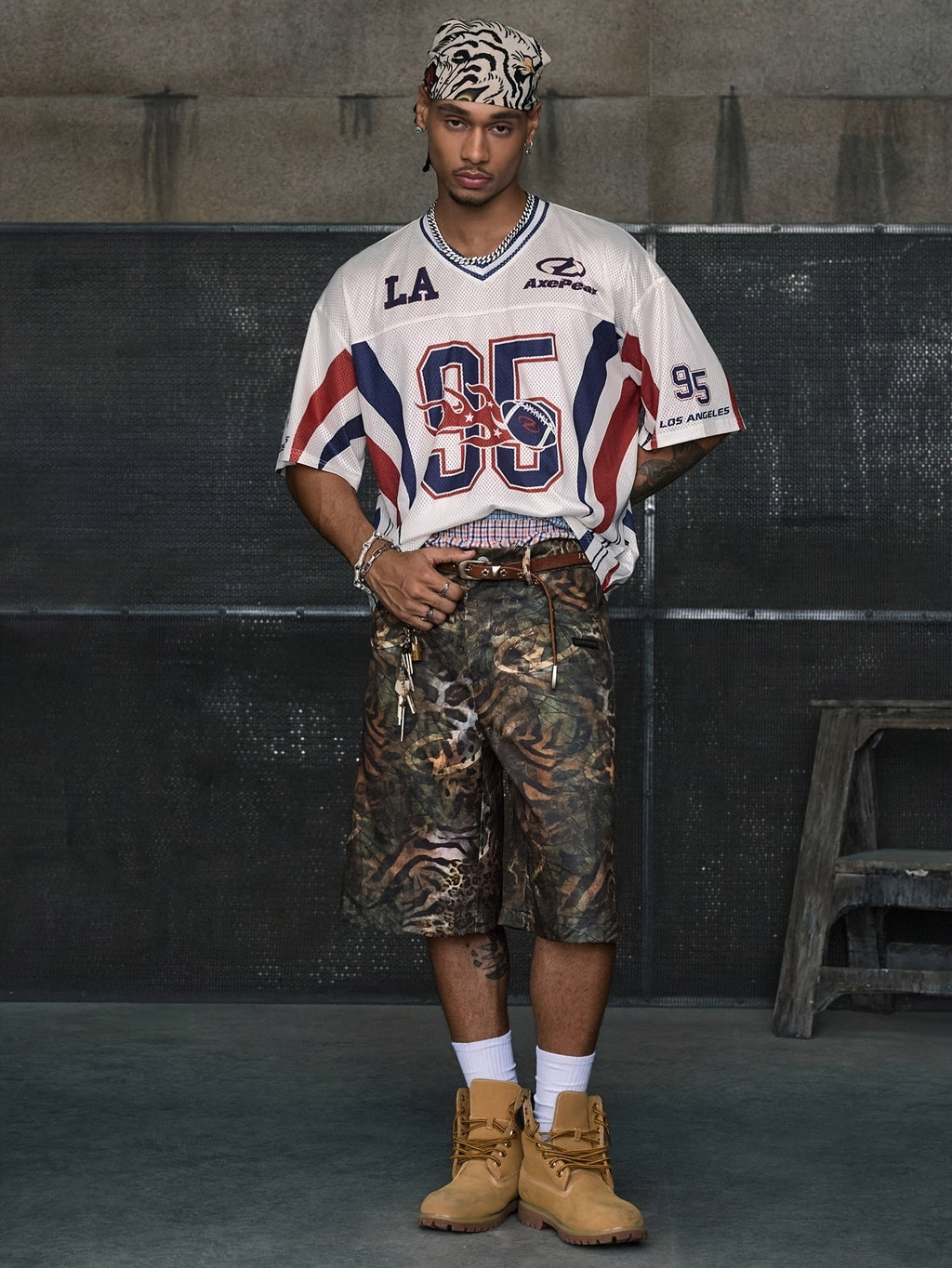 Camiseta Casual de Cuello en V – Hombre, Rayas Blancas y Azules