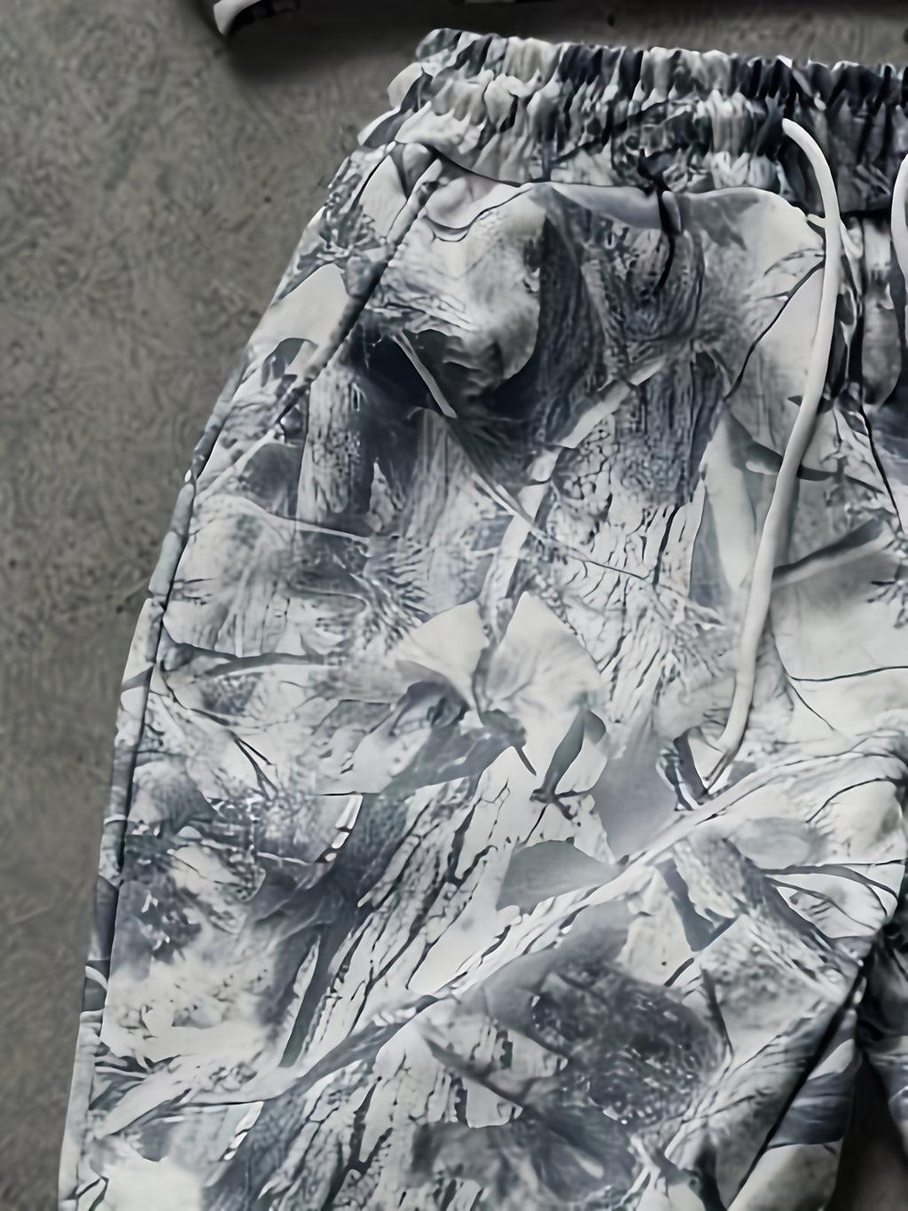 Conjunto Camuflaje – Sudadera y Pantalón