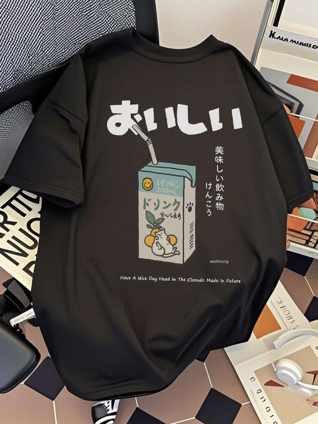 Camiseta Privathinker – Hombre, Diseño Japonés “Delicious Drink”